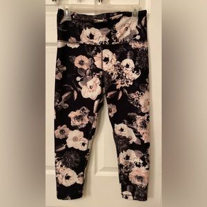 Balance Capri Leggings